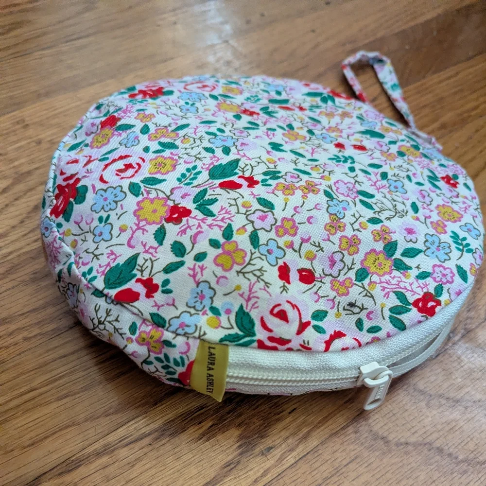 NWOT Baggu x Laura Ashley Rowena Sun Hat ditsy floral - Picture 2 of 4